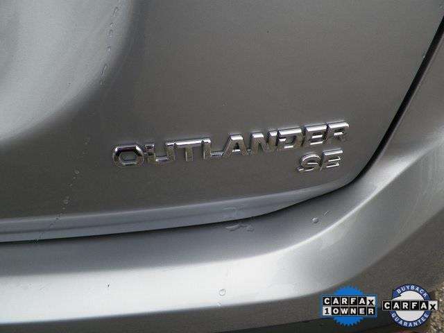 2016 Mitsubishi Outlander SE 4dr SUV